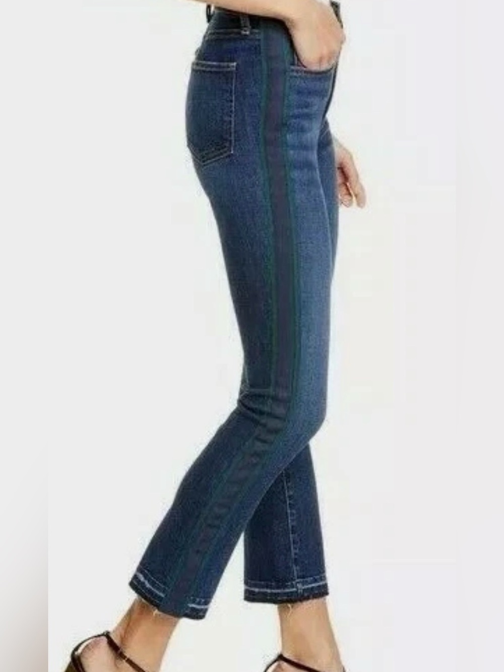 Veronica Beard Carly High-Rise Kick Flare Tuxedo Stripe Jeans Sz 28/ measures 30